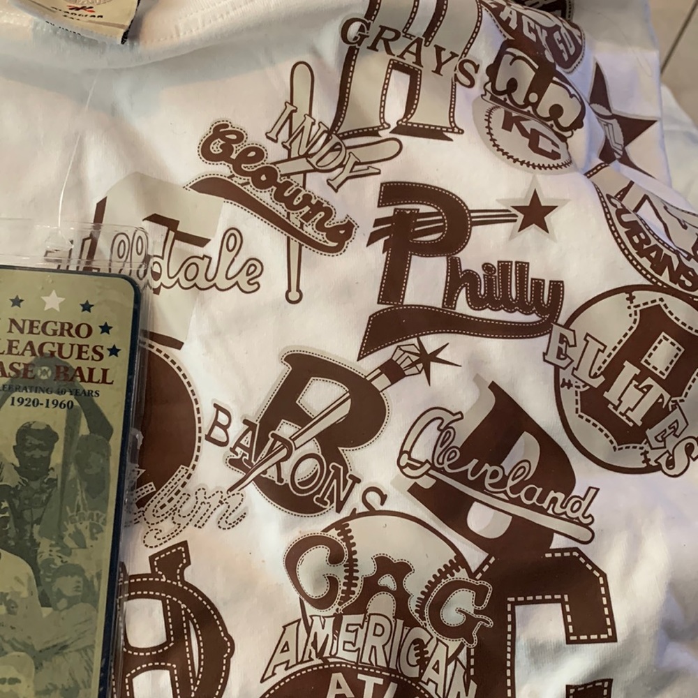 Mens vintage Negro League t-shirt
